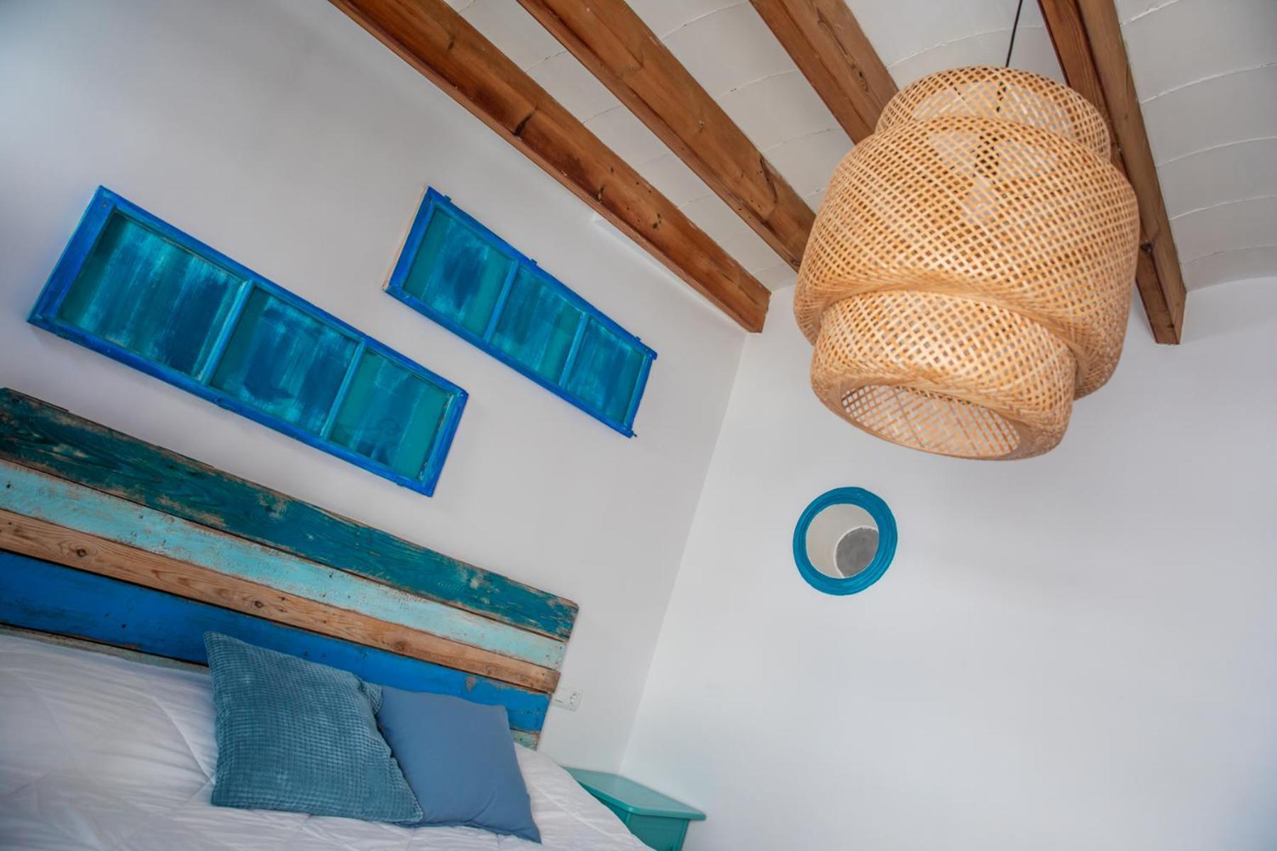 Edificio Reformado Con 2 Pisos En Tarifa Centroアパートメント エクステリア 写真